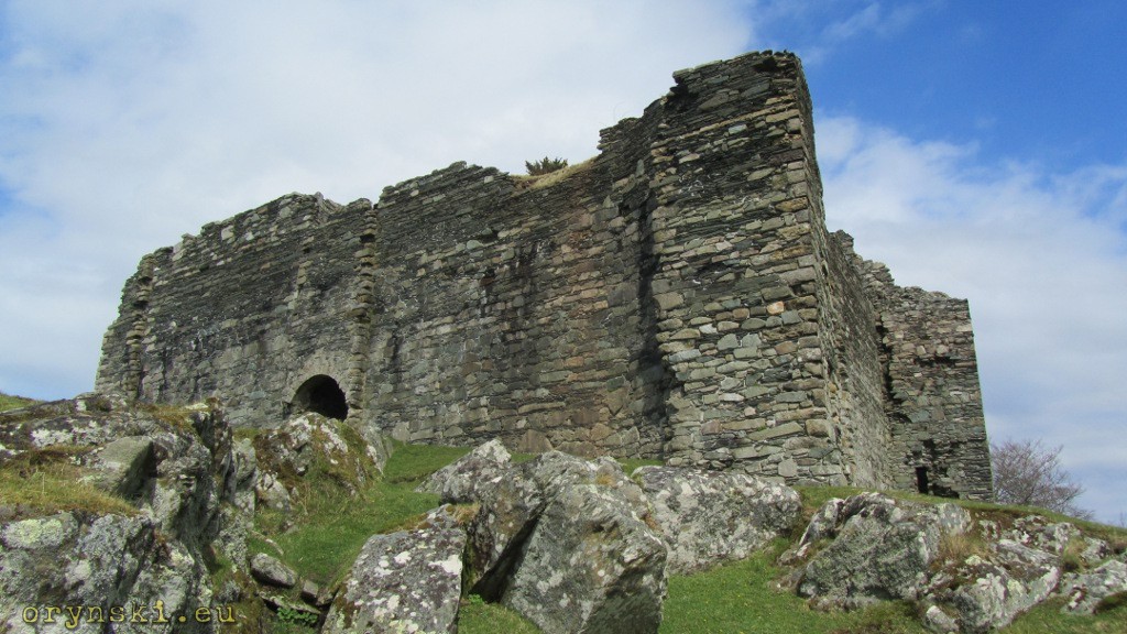 Castle Sween - zamek o stu kiblach. 