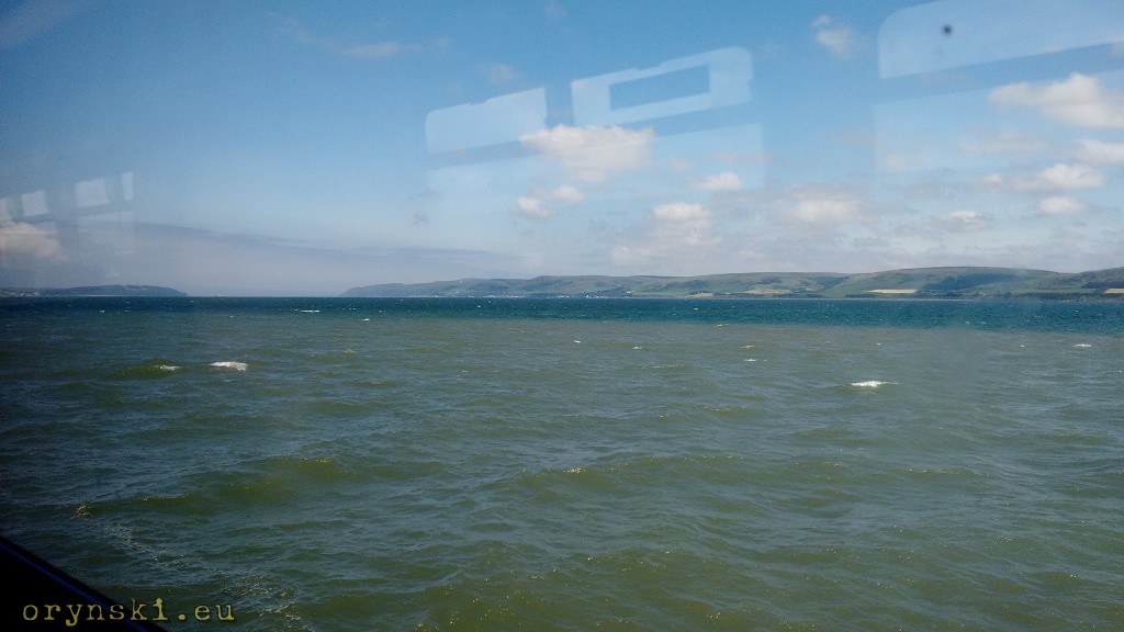 Widok z okna pociągu wjeżdżającego na stację Stranraer (fot. Urszula Hałenda)