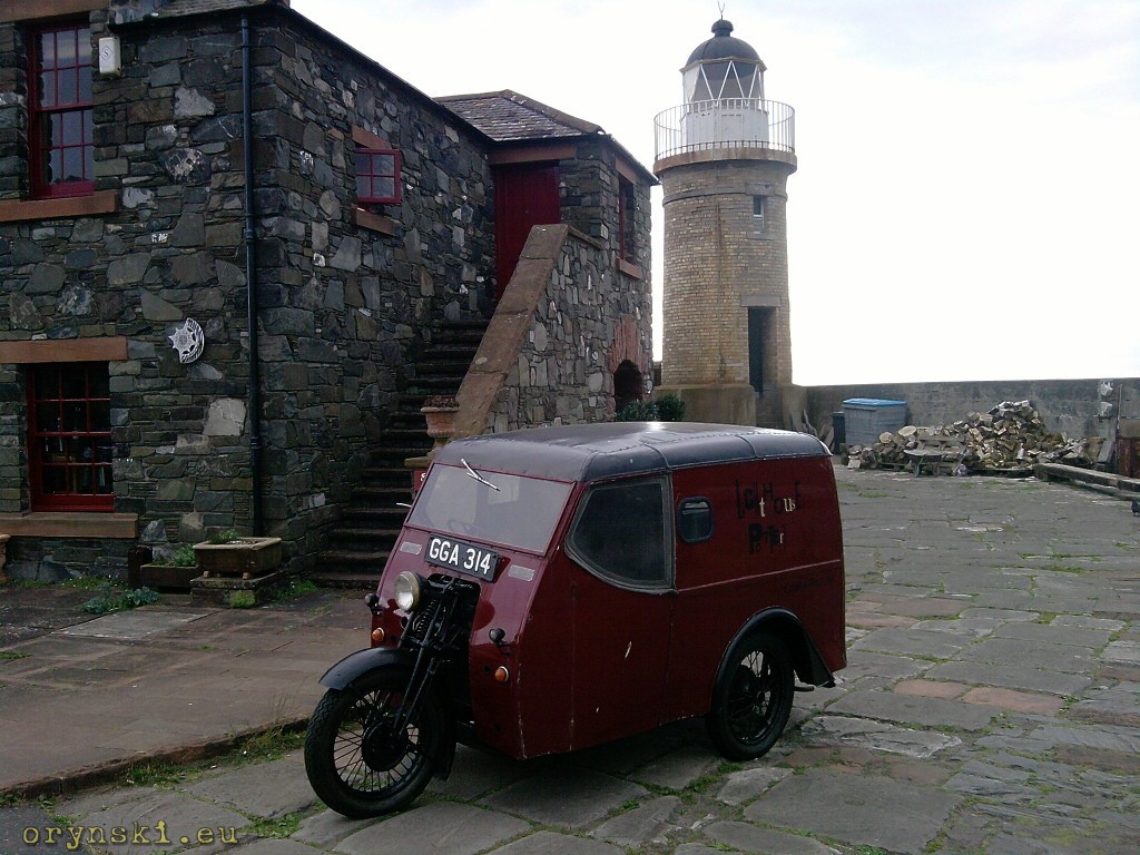 Zabytkowy Reliant w Portpatrick